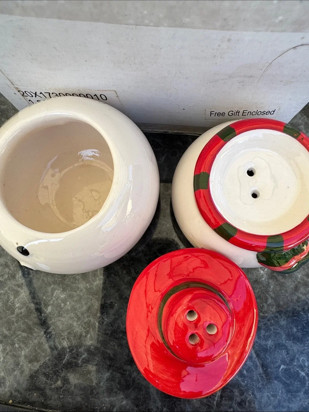 Festive Snowman Ceramic Salt and Pepper Shaker Set